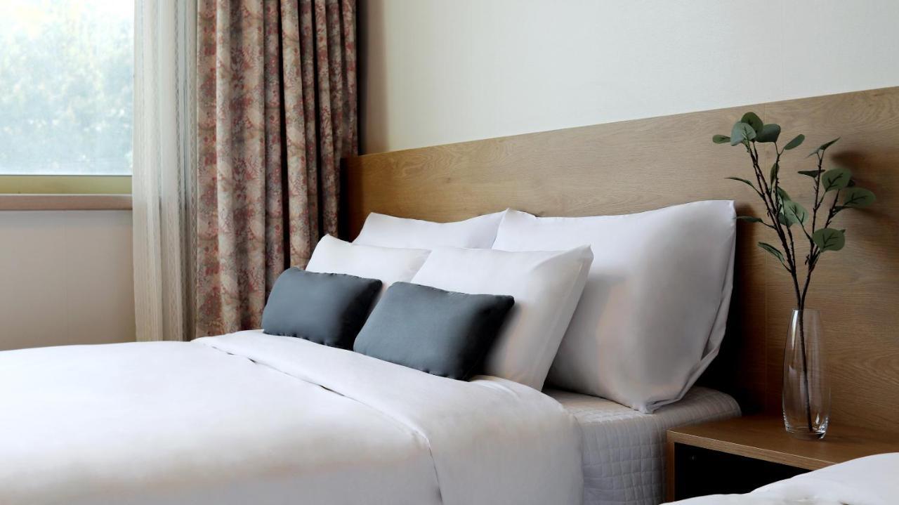 Bloom Hotel Jeju Esterno foto