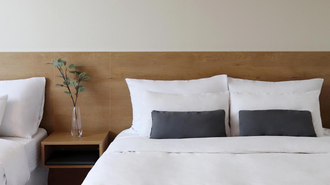 Bloom Hotel Jeju Esterno foto